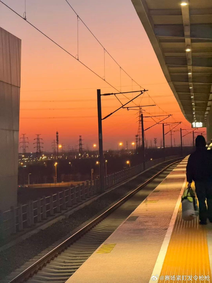 kaiyun-庞瀚辰分享单板滑雪新技能，充实度过2026年首月|_新浪体育_新浪新闻